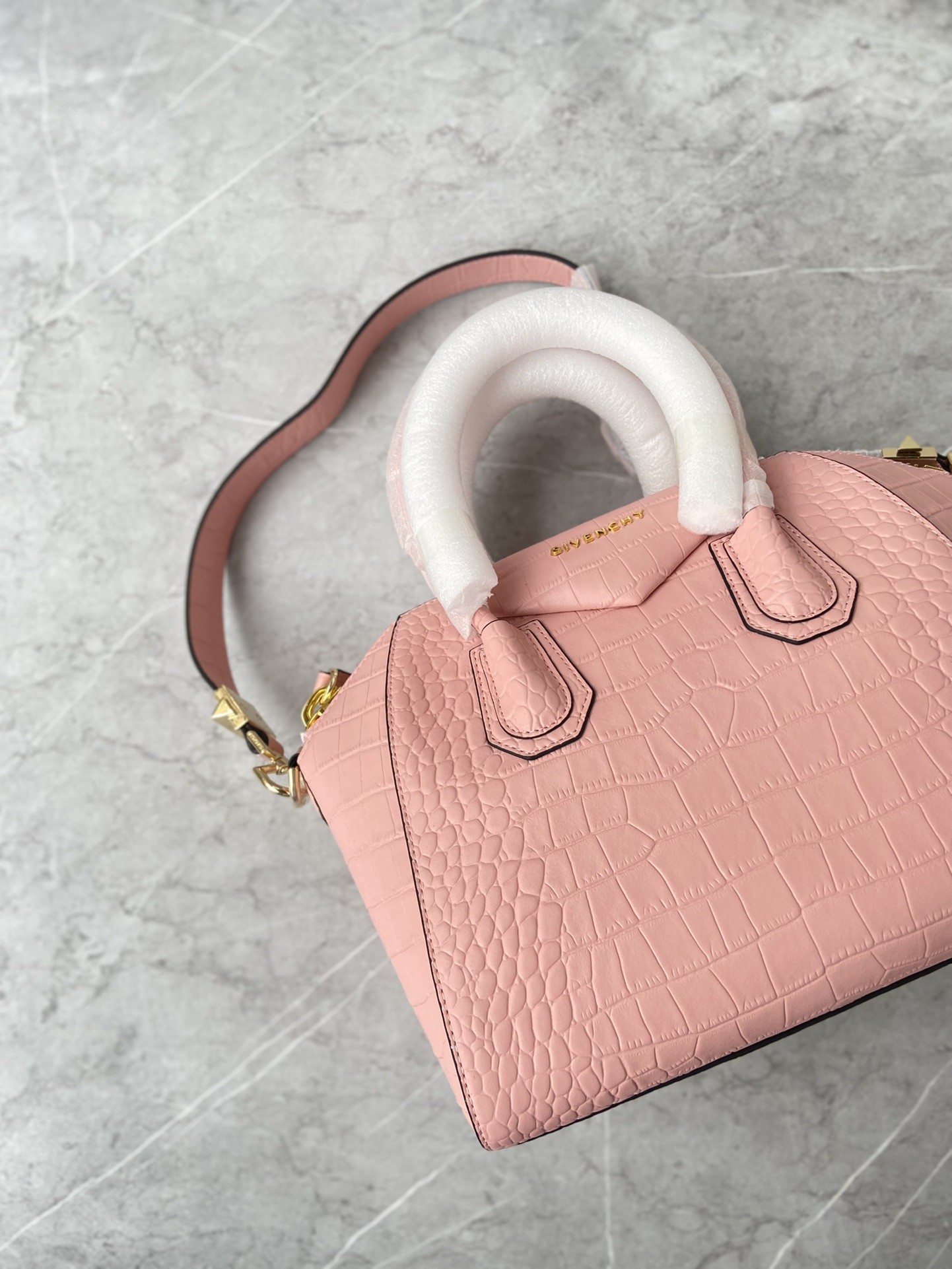 지방시 GIVENCHY Antigona mini tote 안티고나 미니 토트 백