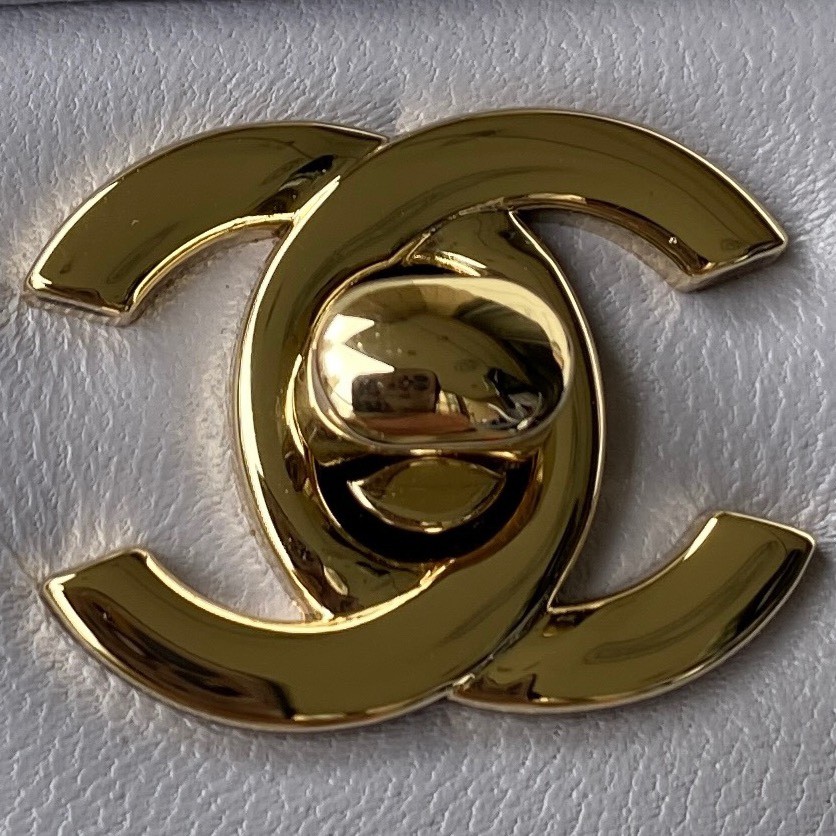 샤넬 뉴미니 탑핸들 램스킨 플랩백 금장 (퍼플)