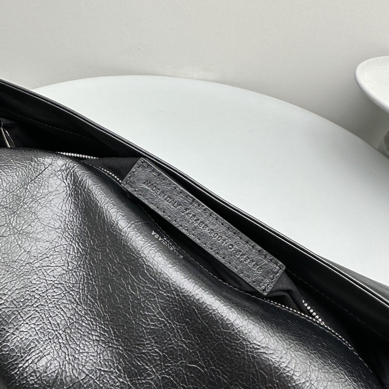 발렌시아가 BB 소프트 라지 크로스백