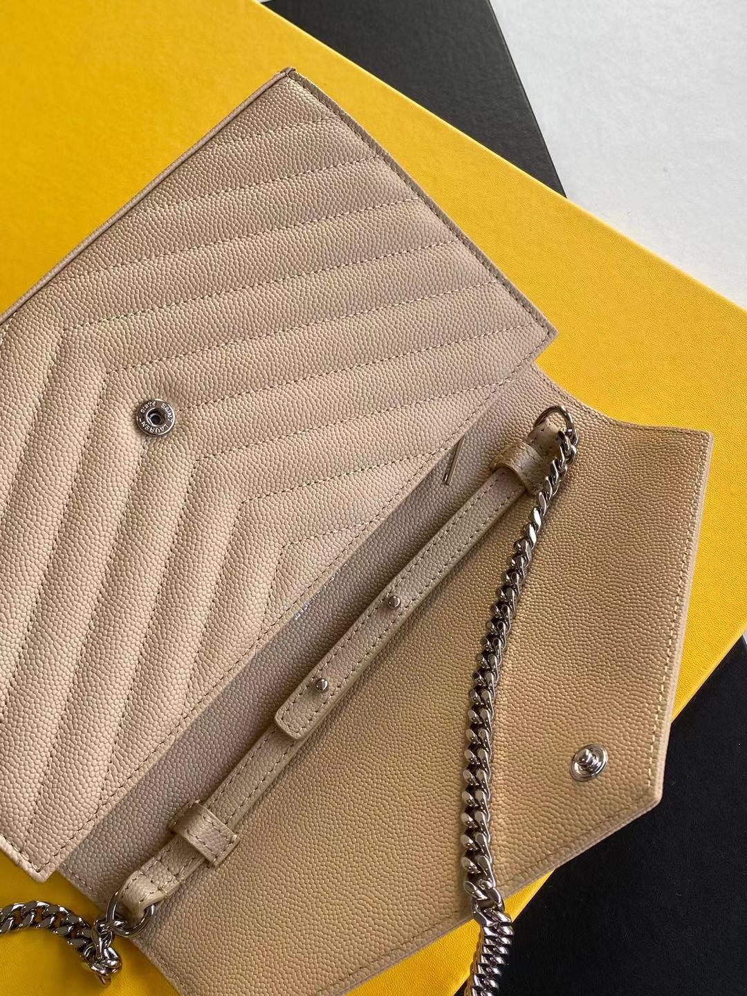 세인트로랑 YSL 로고 모노그램 체인 숄더백 베이지 (블랙은장)