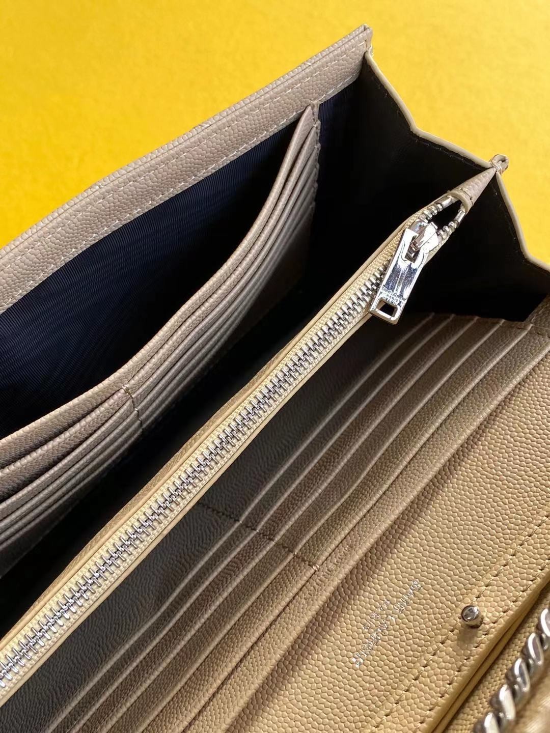 세인트로랑 YSL 로고 모노그램 체인 숄더백 베이지 (블랙은장)