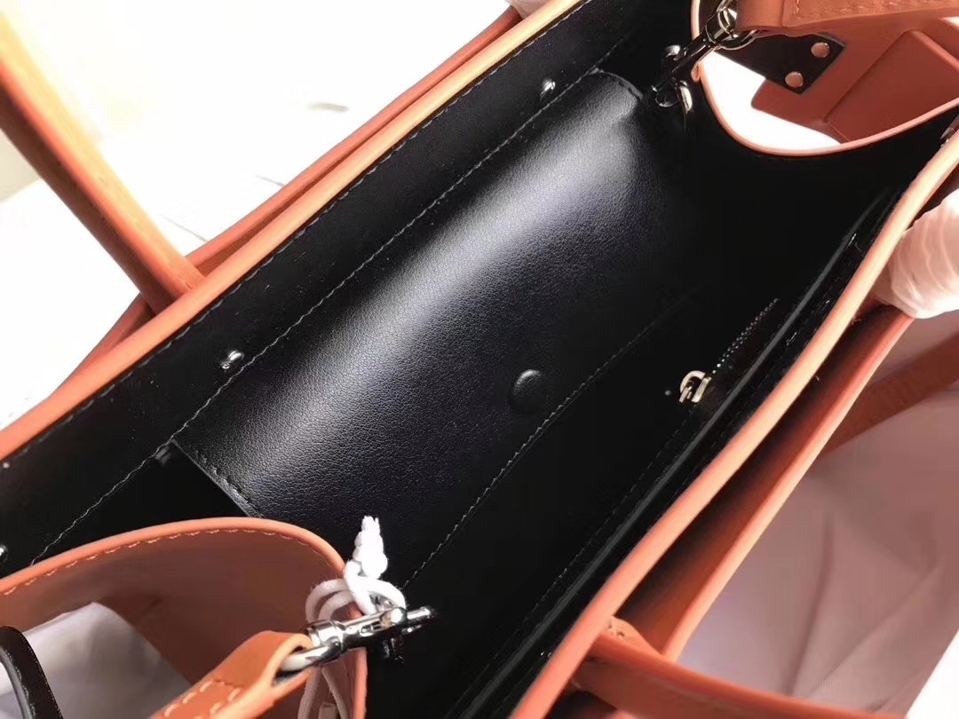 지방시 GIVENCHY Horizon 호라이즌 토트 백