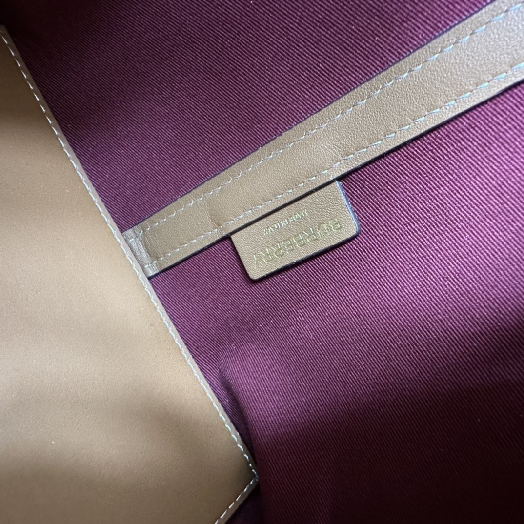 버버리 여성 스몰 런던 체크 토트백