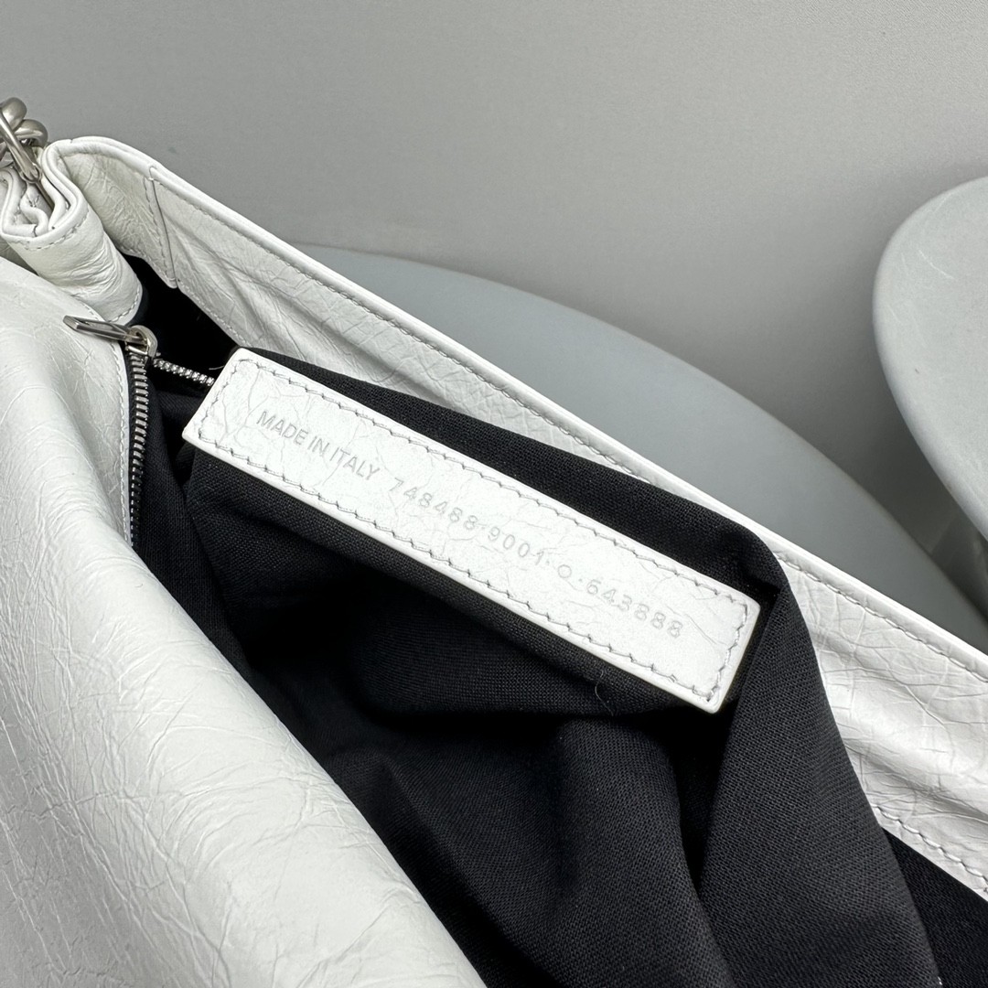 발렌시아가 여성 숄더백 화이트 (라지)