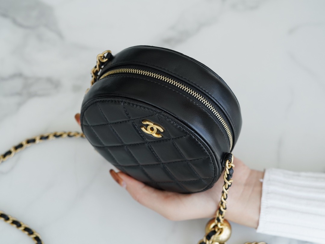 샤넬 골드볼 동그리백 탬버린백 블랙 금장 (팬더샵)