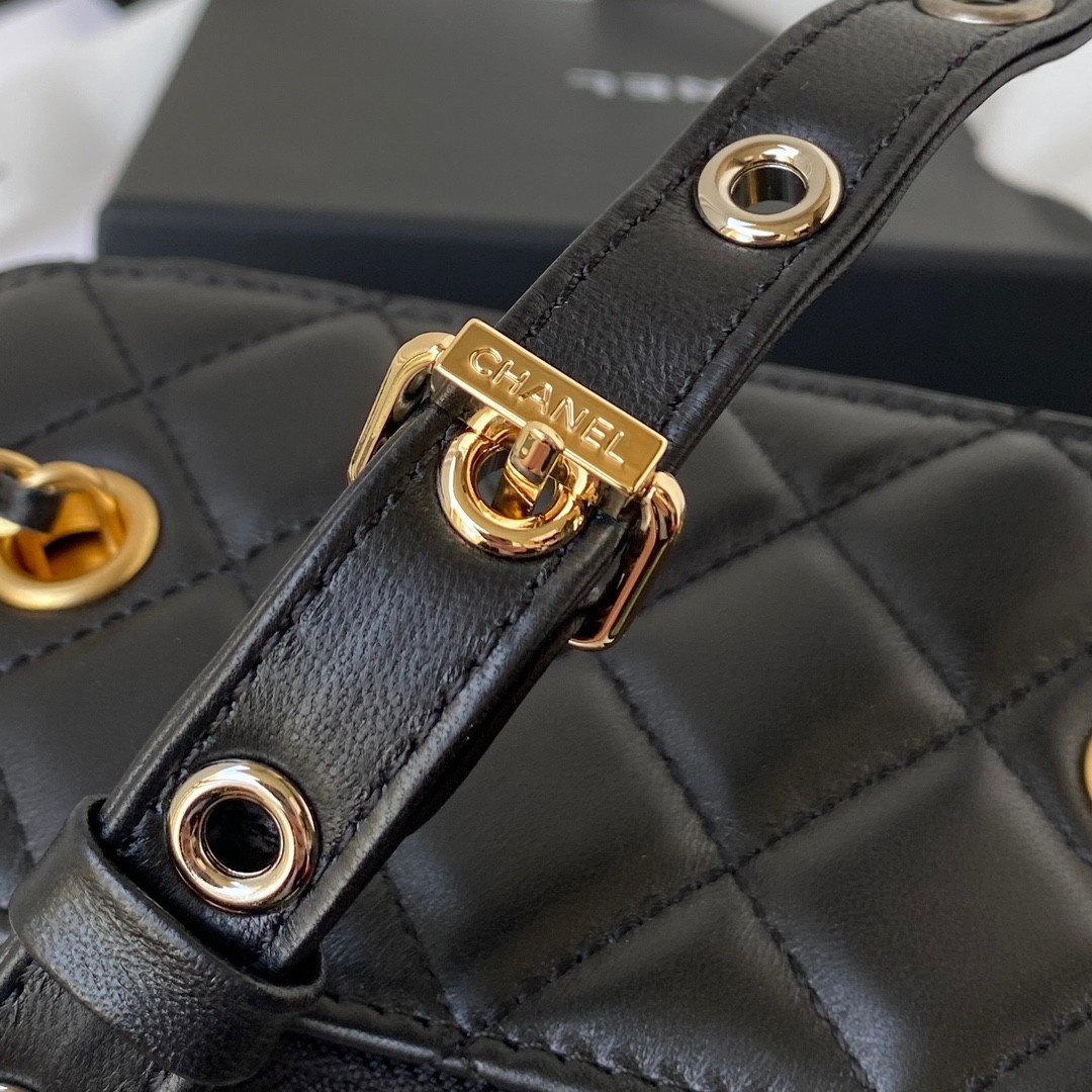 샤넬 베니티 체인 크로스백 (블랙)