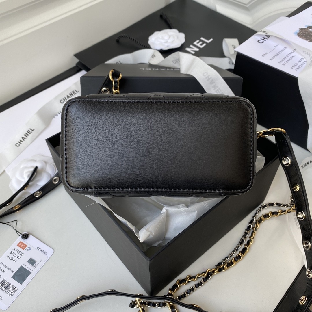 샤넬 베니티 체인 크로스백 (블랙)