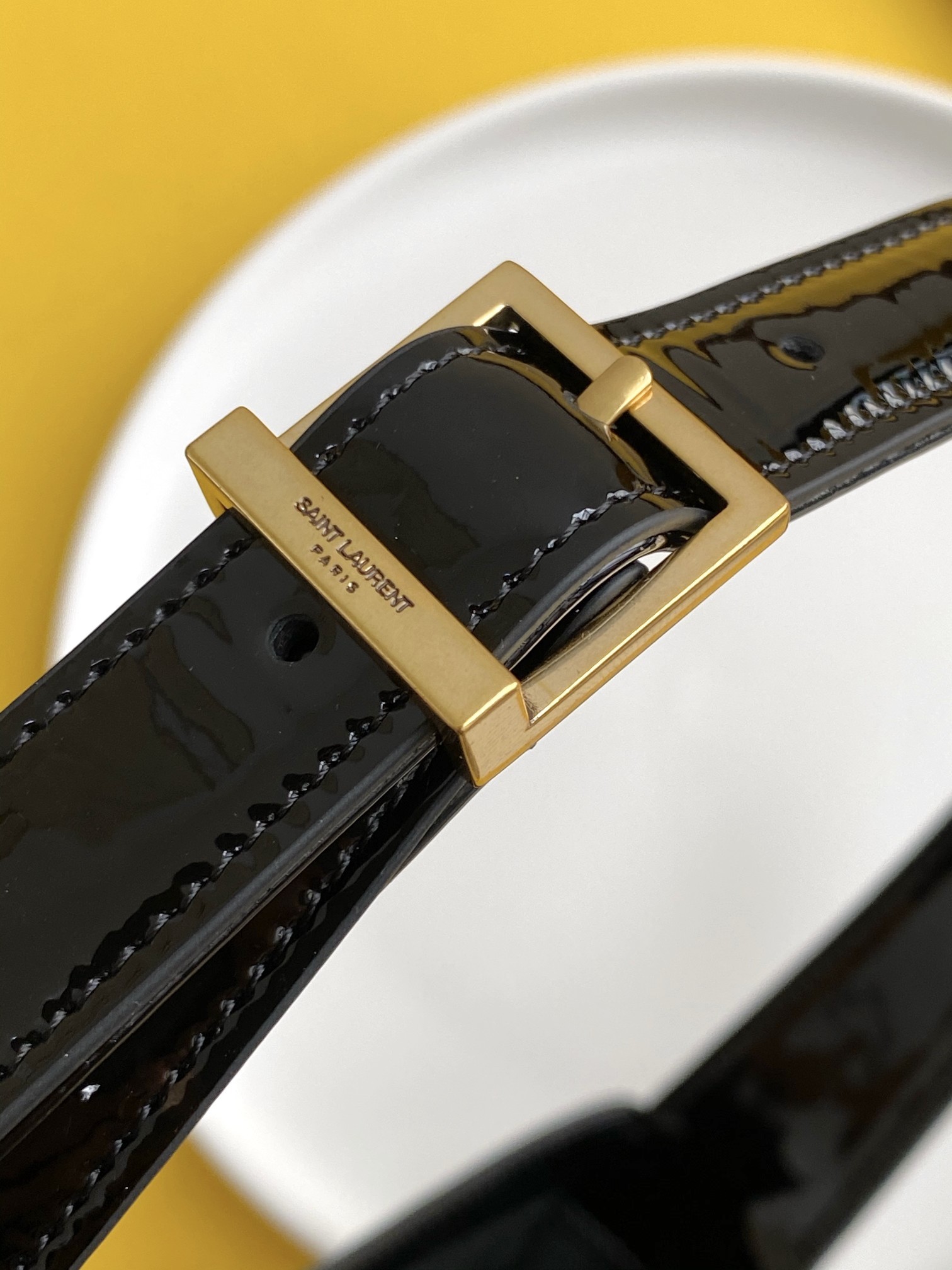 세인트로랑 LE 5 A 7 스몰 호보백