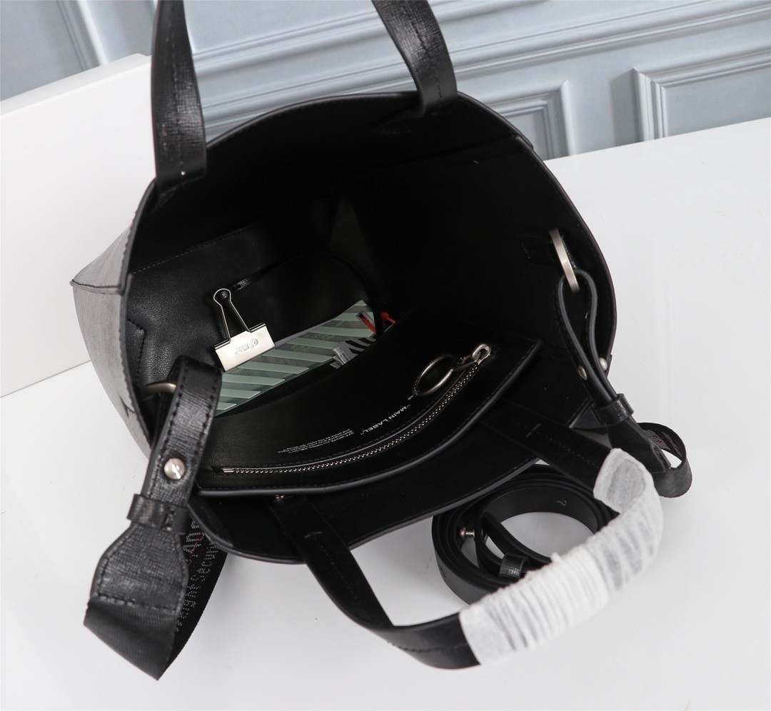 오프화이트 토트 백