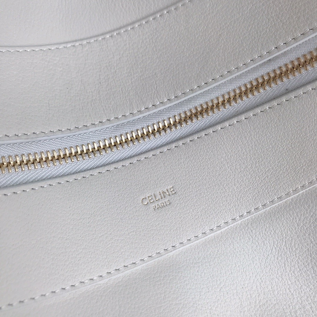 [CELINE-셀린느] 셀린느 셔플 카프스킨 로미 호보백