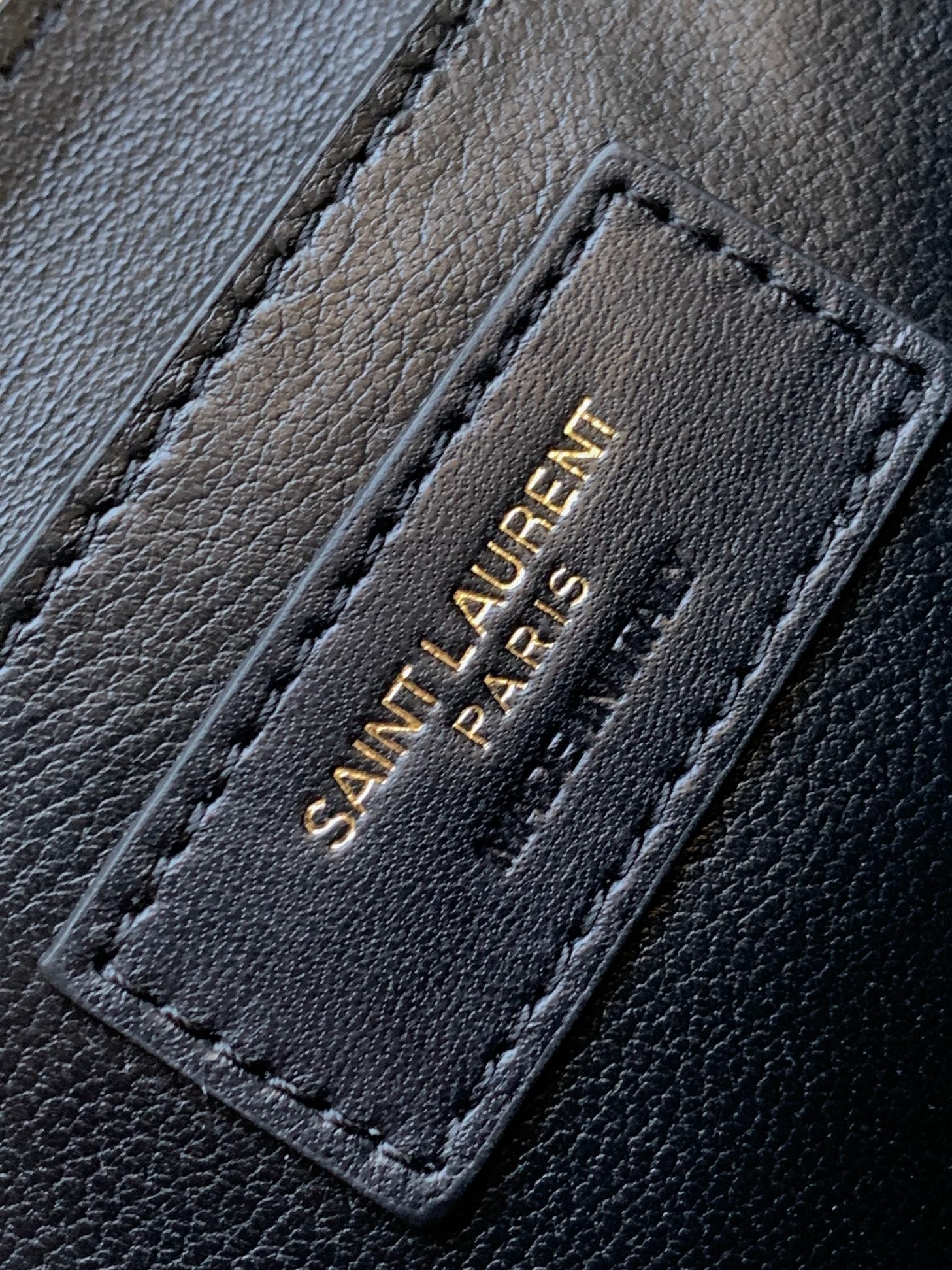 세인트로랑 퀼팅 레더 버킷백