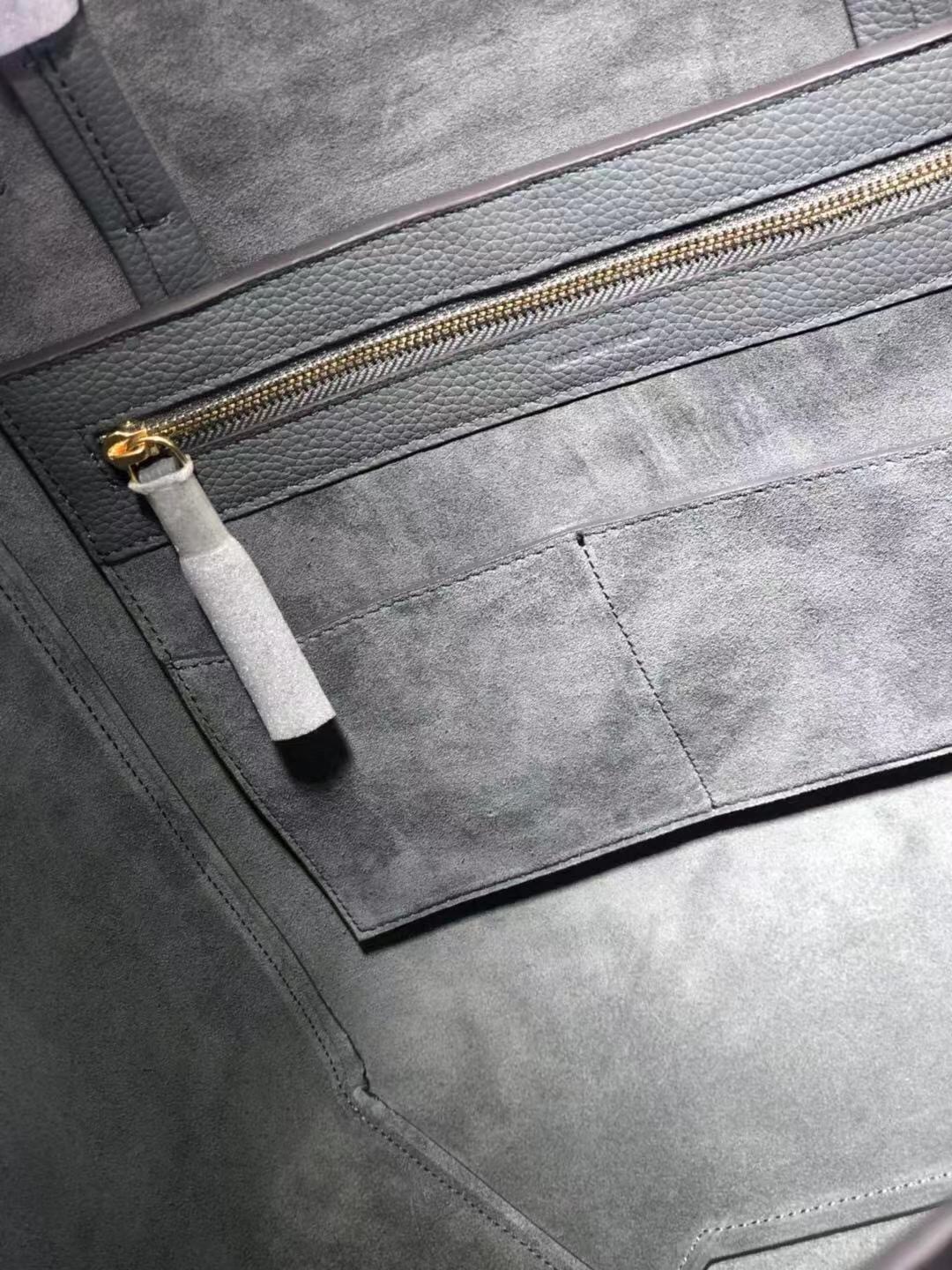 [CELINE-셀린느]  미디엄 카바스 팬텀 - 소프트 그레인 카프스킨 그레이