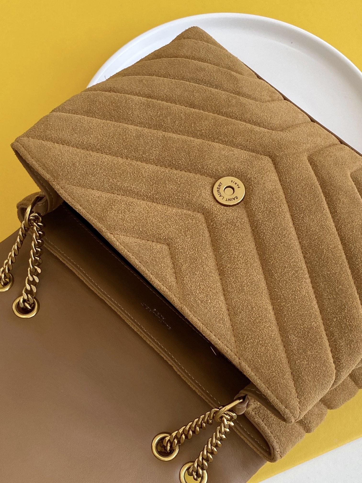 세인트로랑 루루 숄더백 브라운 금장 (25cm)