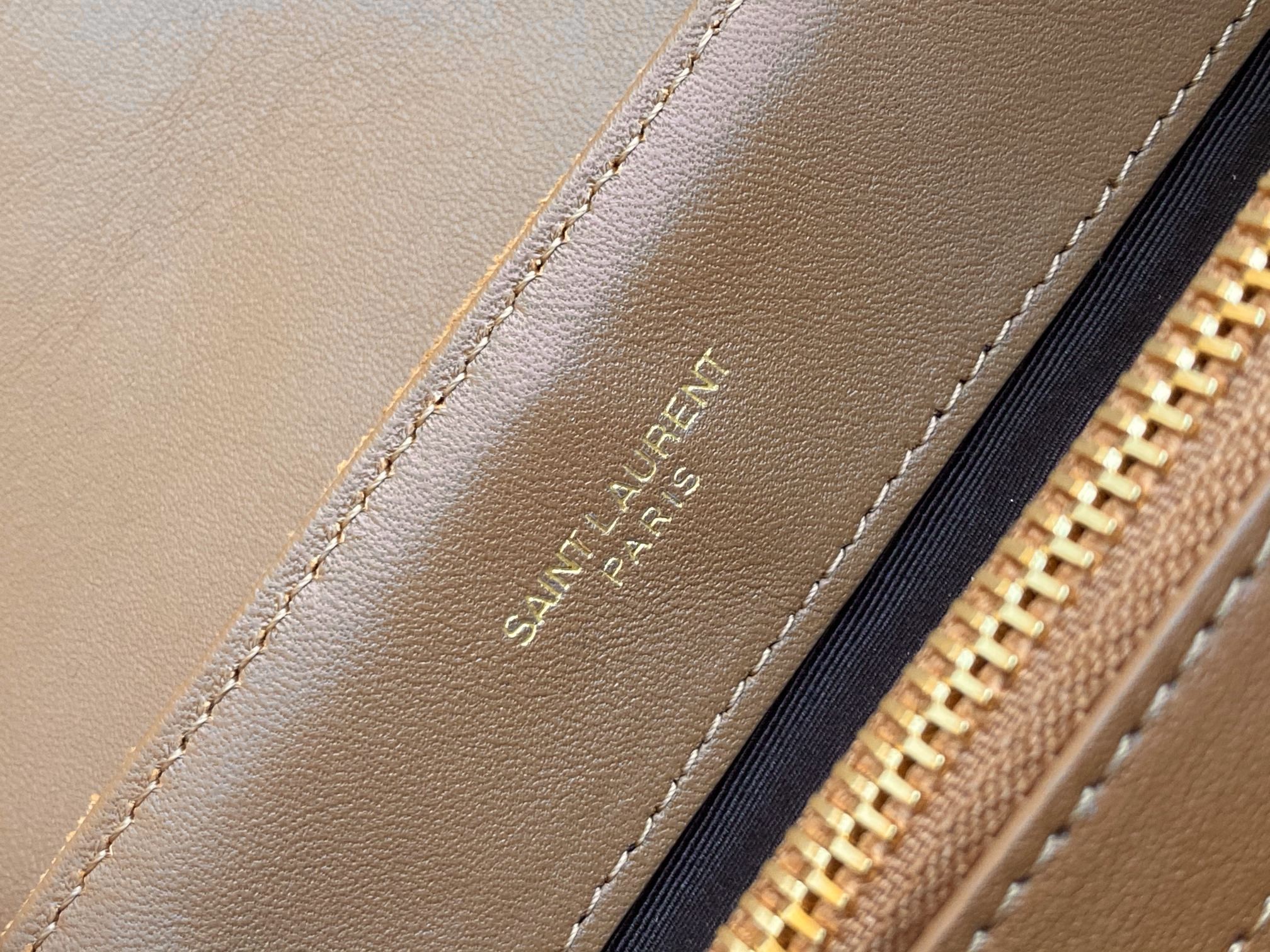 세인트로랑 루루 숄더백 브라운 금장 (25cm)