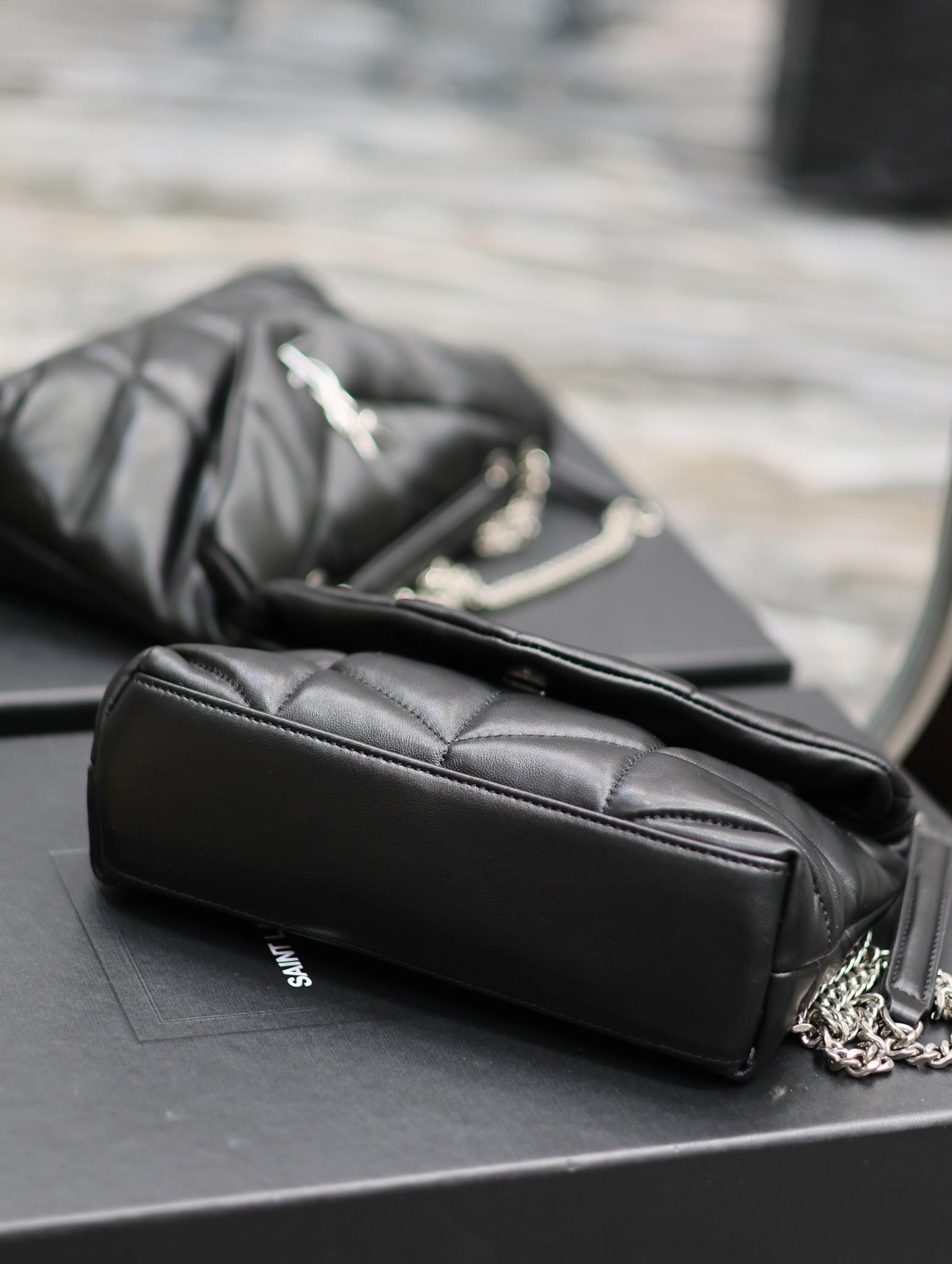 세인트로랑 루루 푸퍼 미니 체인 숄더백 블랙 은장