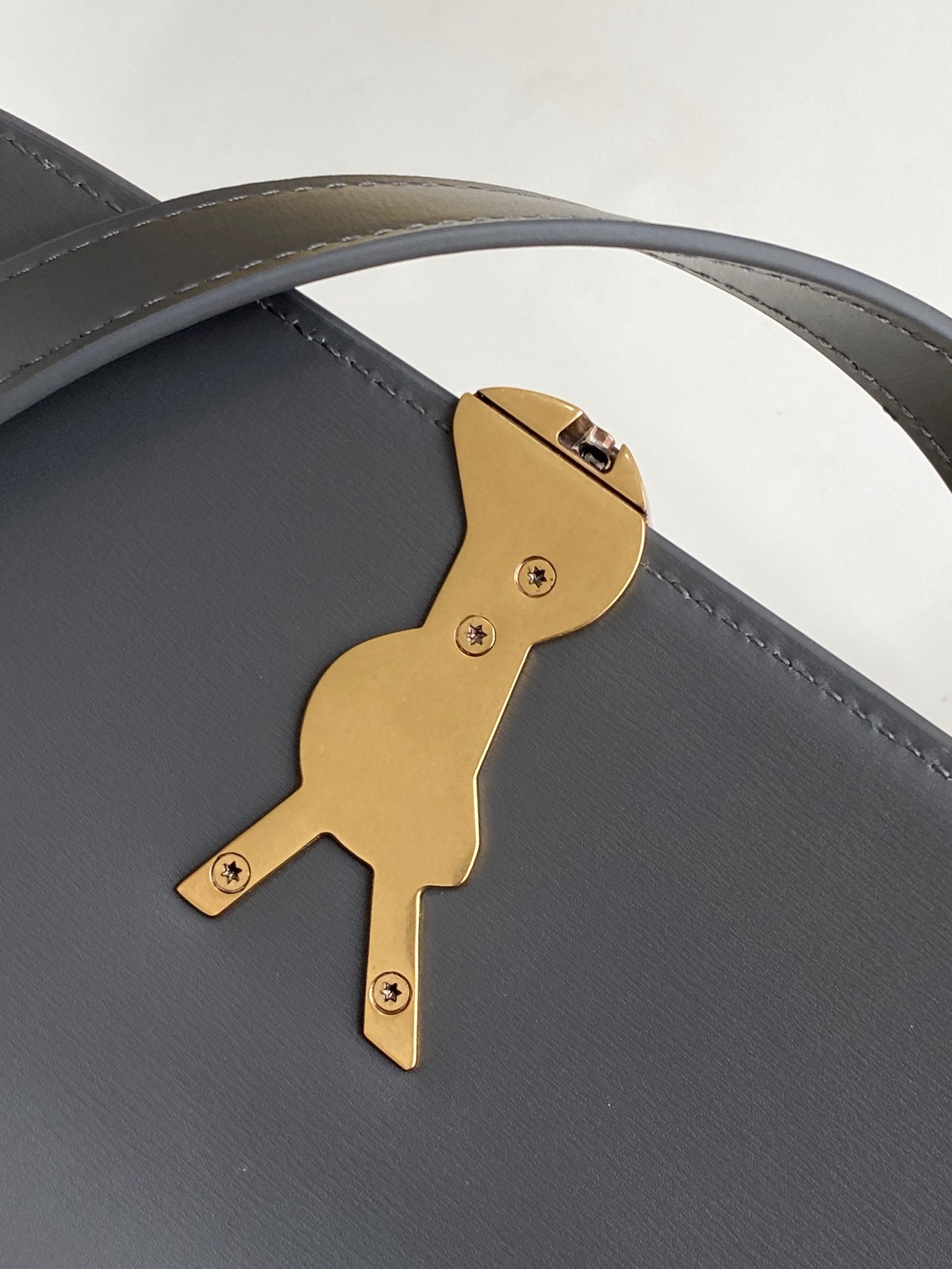 세인트로랑 YSL 솔페리노 스몰 사첼 레더 백