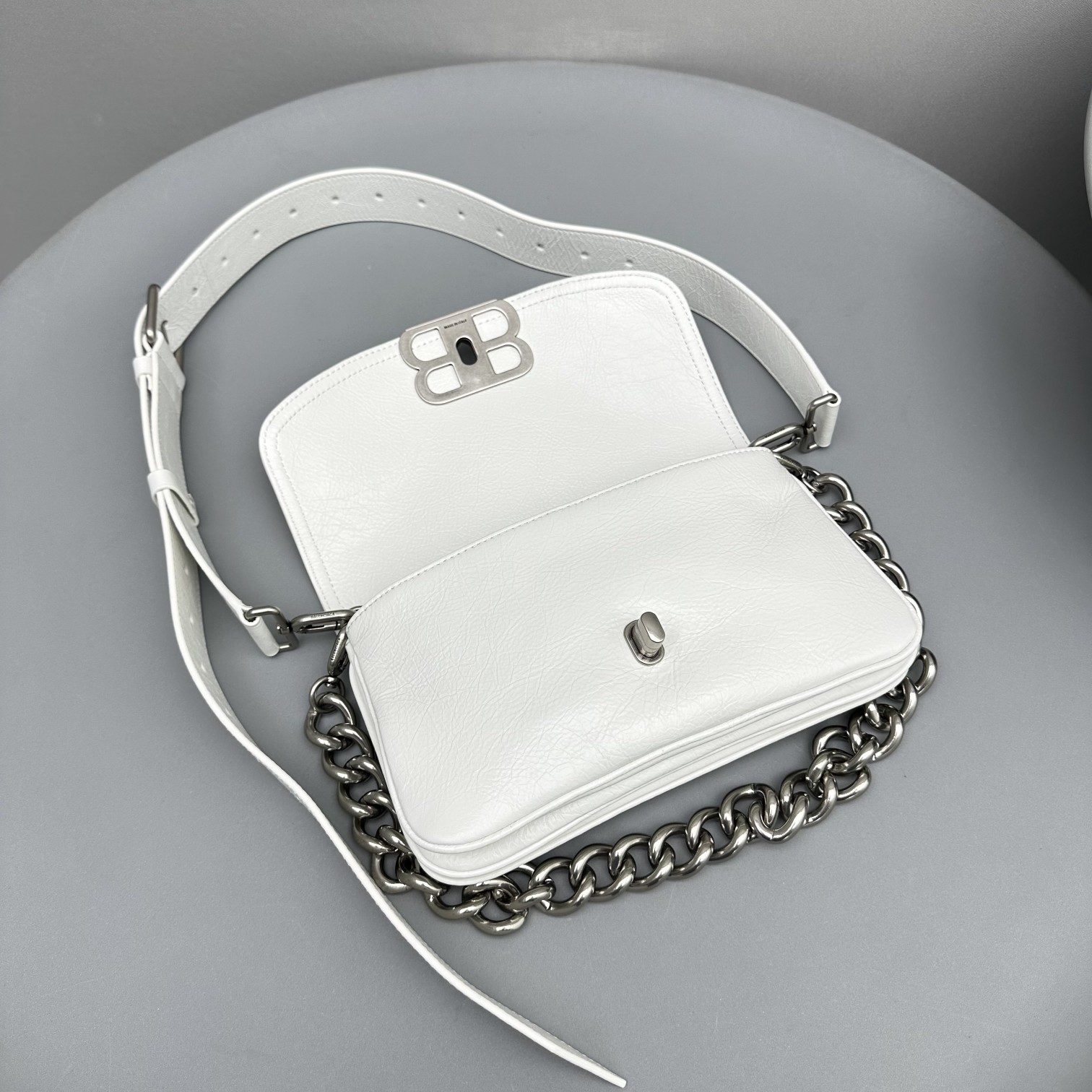 발렌시아가 BB 소프트 스몰 크로스백