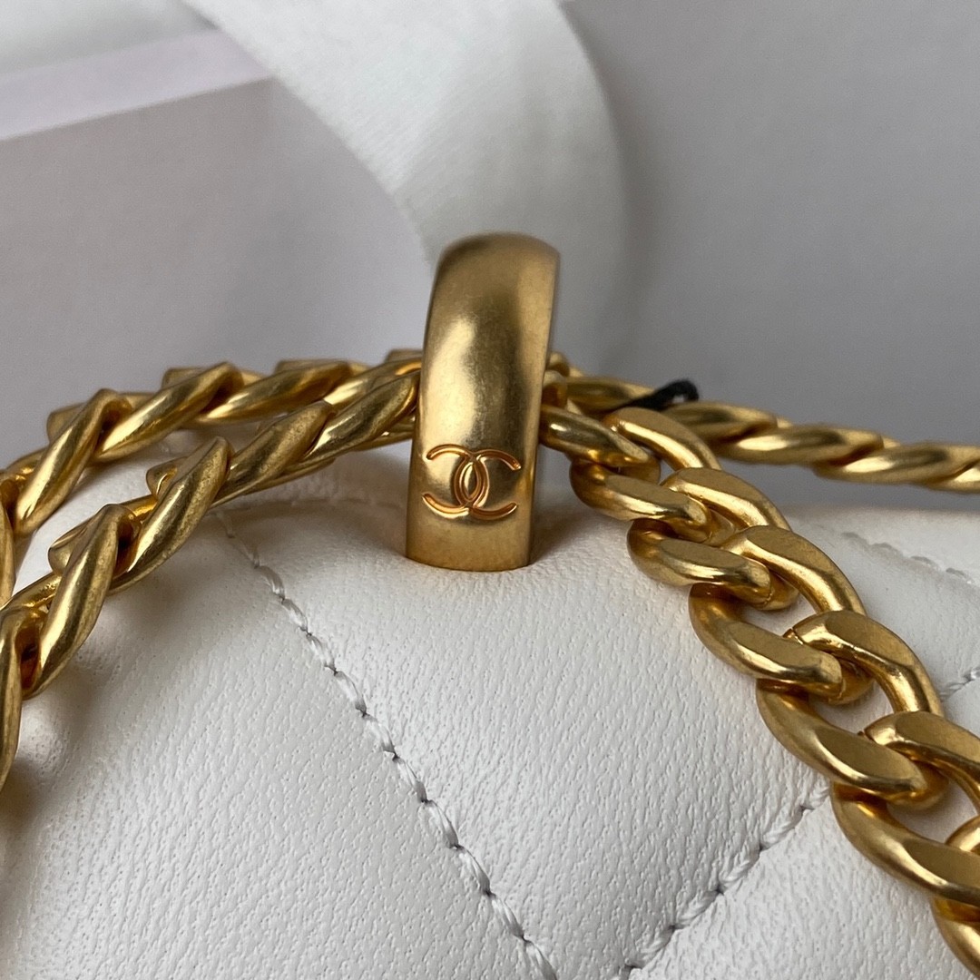 샤넬 CHANEL 체인 플랩 백