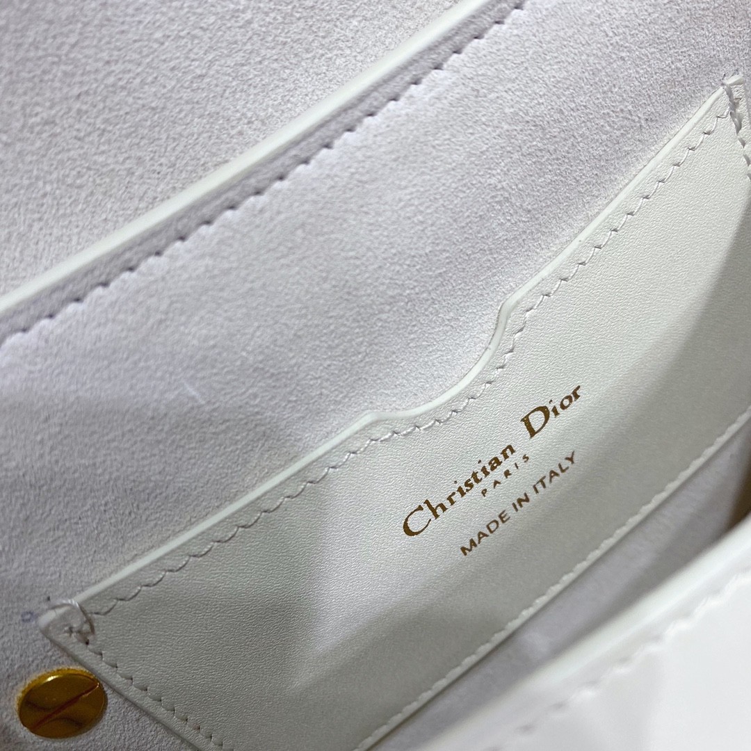 디올 BOBBY 백 스몰 (화이트)