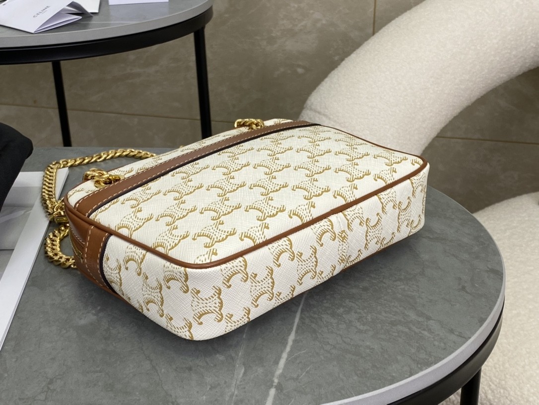 [CELINE-셀린느] 셀린느 트리오페 파타팡스 숄더백 화이트  [백경]