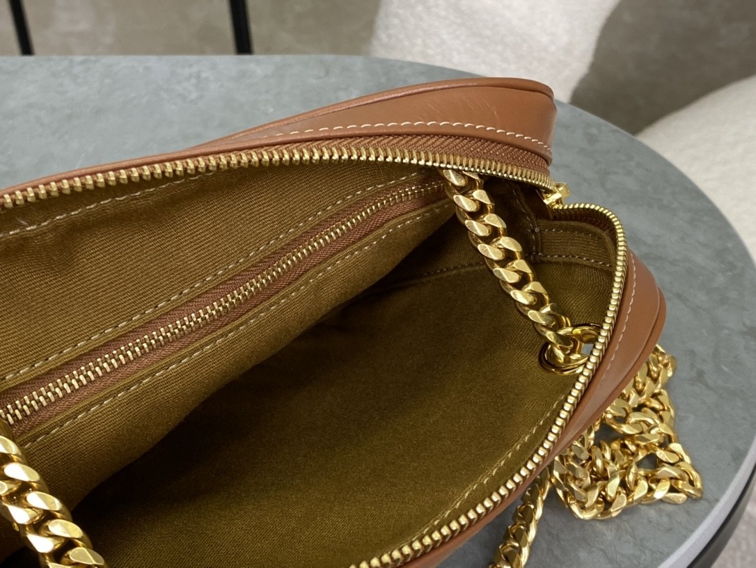 [CELINE-셀린느] 셀린느 트리오페 파타팡스 숄더백 화이트  [백경]