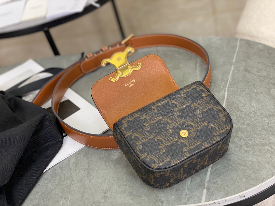 [CELINE-셀린느] 트리옹프 벨트백 - 트리옹프 캔버스 & 카프스킨 탠   [백경]