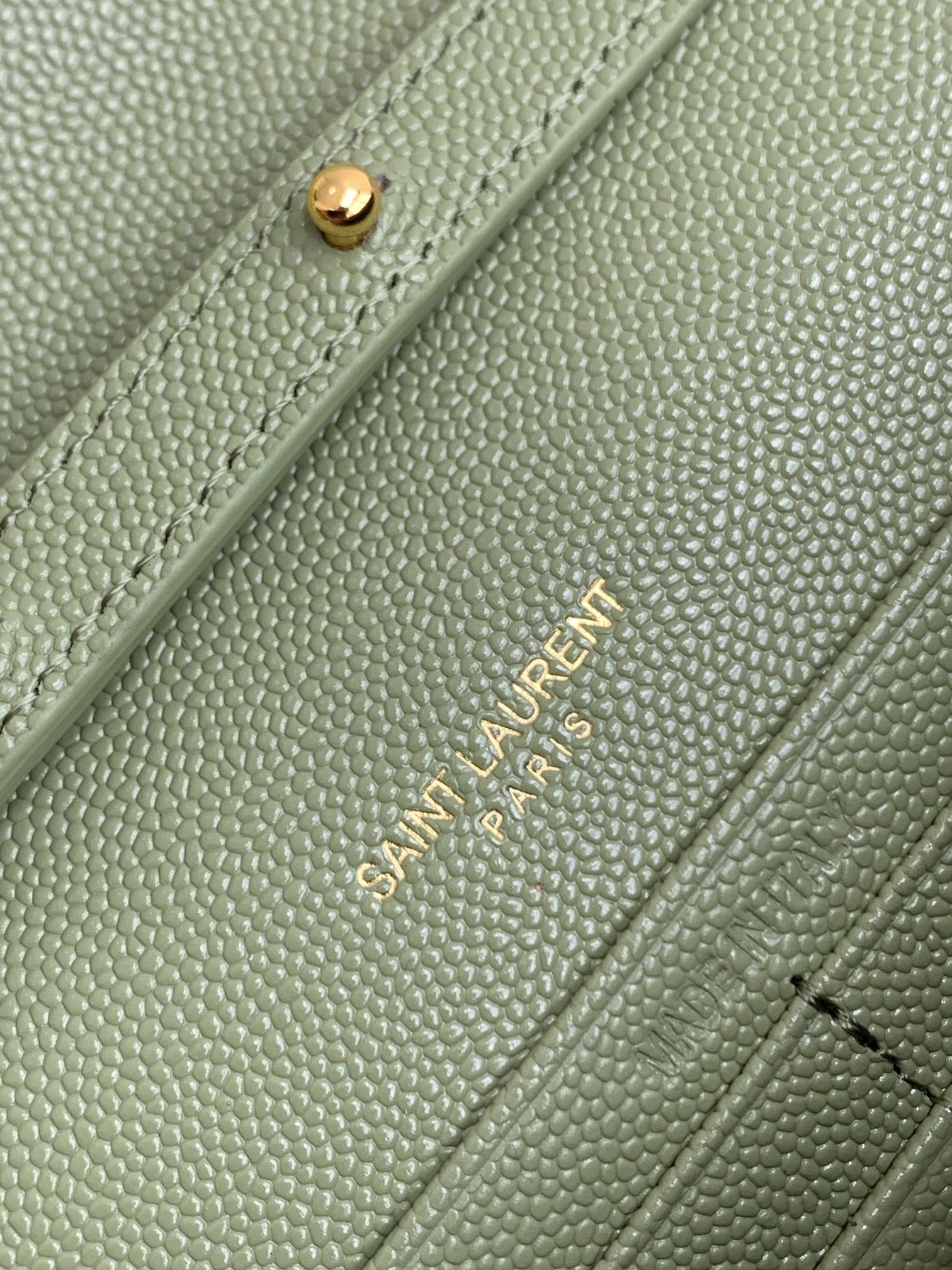 세인트로랑 YSL 모노그램 니키 체인백 (올리브그린)