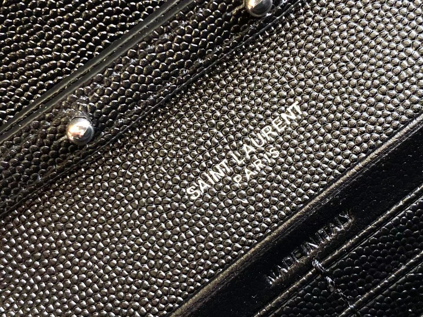 세인트로랑 YSL 로고 모노그램 체인 숄더백 블랙/화이트 (은장)