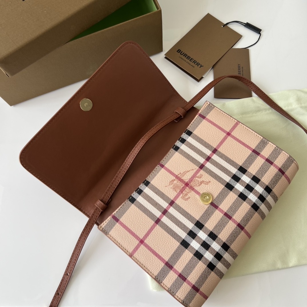 버버리 록슬리 체크 크로스백 브라운