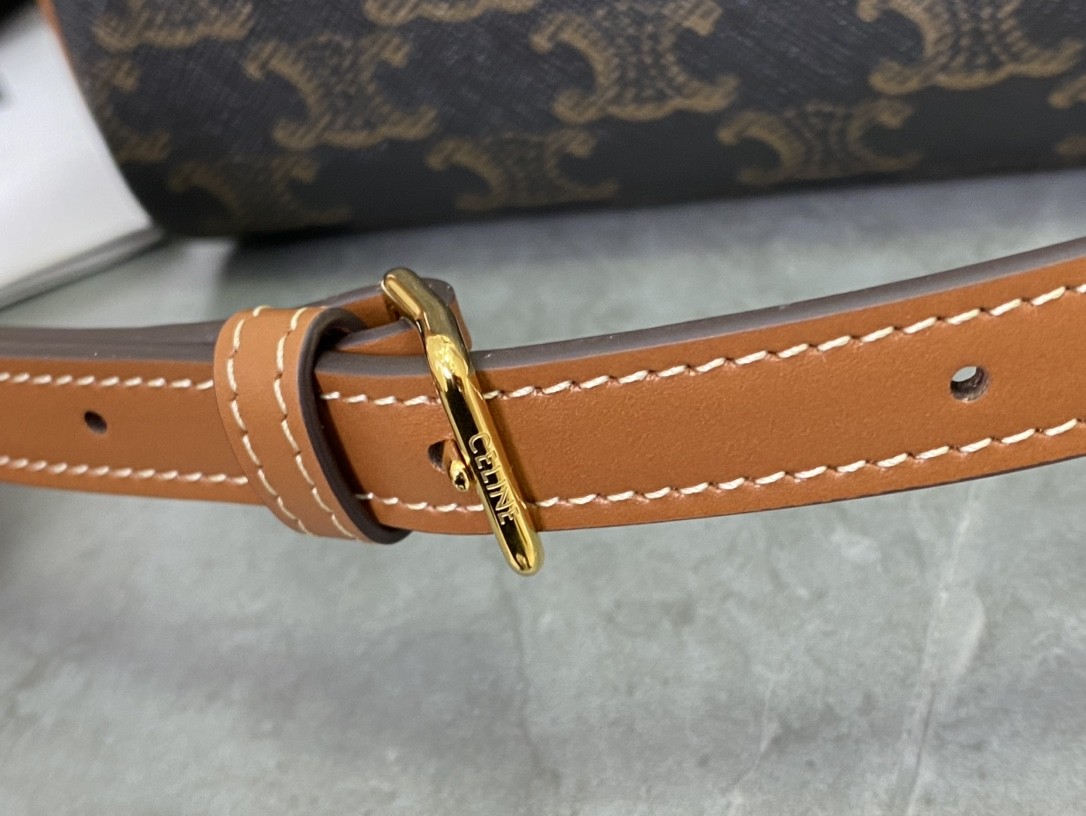 [CELINE-셀린느]  스몰 보스턴 - 트리옹프 캔버스 & 카프스킨 탠 [백경]