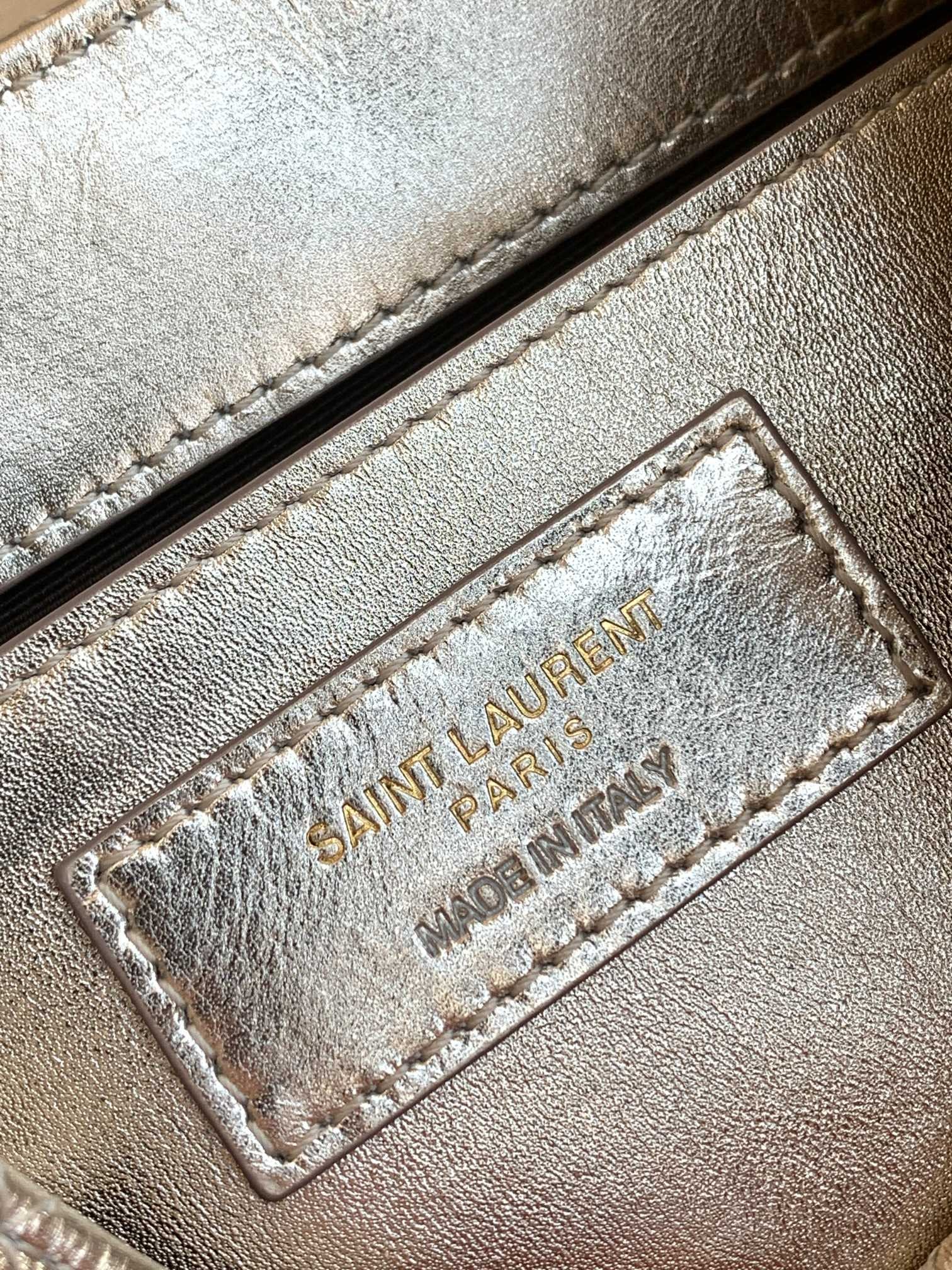 세인트로랑 노리타 체인 램스킨 숄더백 (골드)