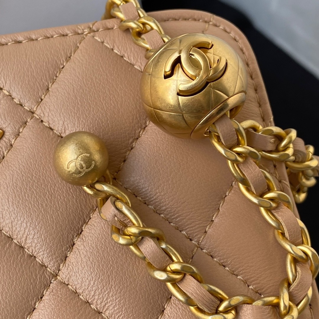 샤넬 골든볼 베티니 카메라 미니 사각 체인백 (피치)