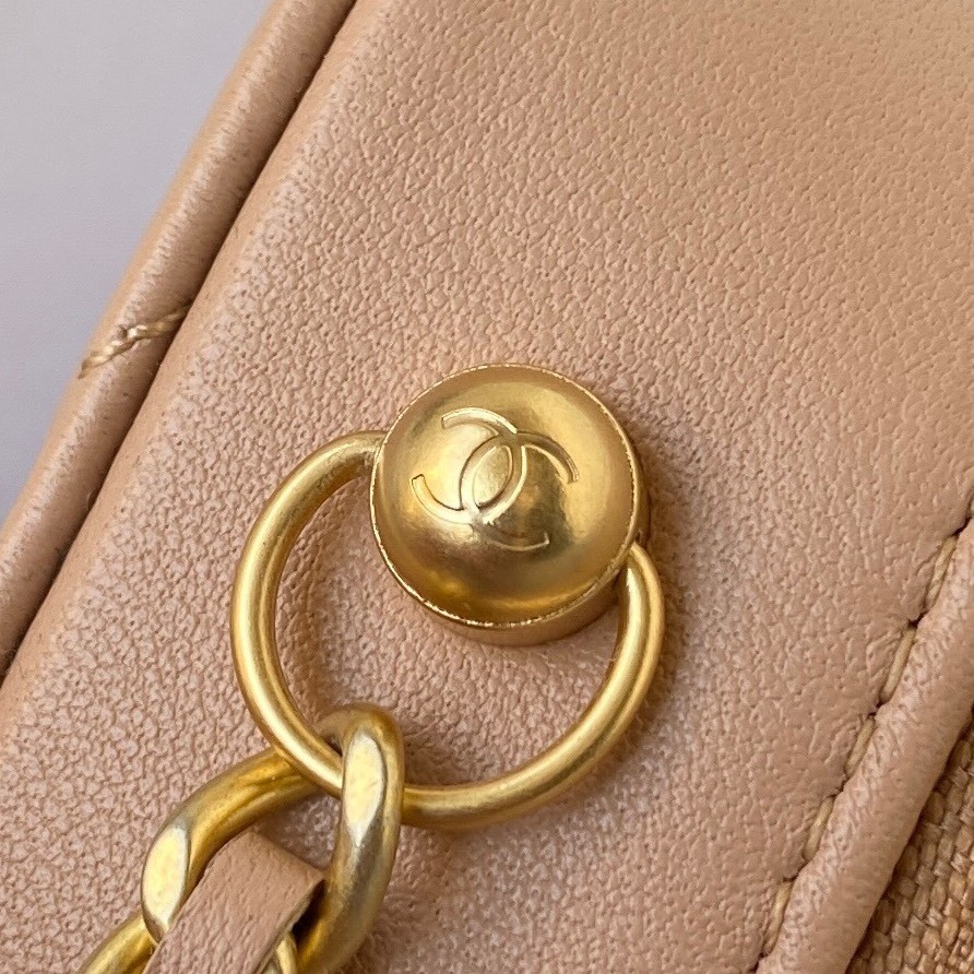 샤넬 골든볼 베티니 카메라 미니 사각 체인백 (피치)