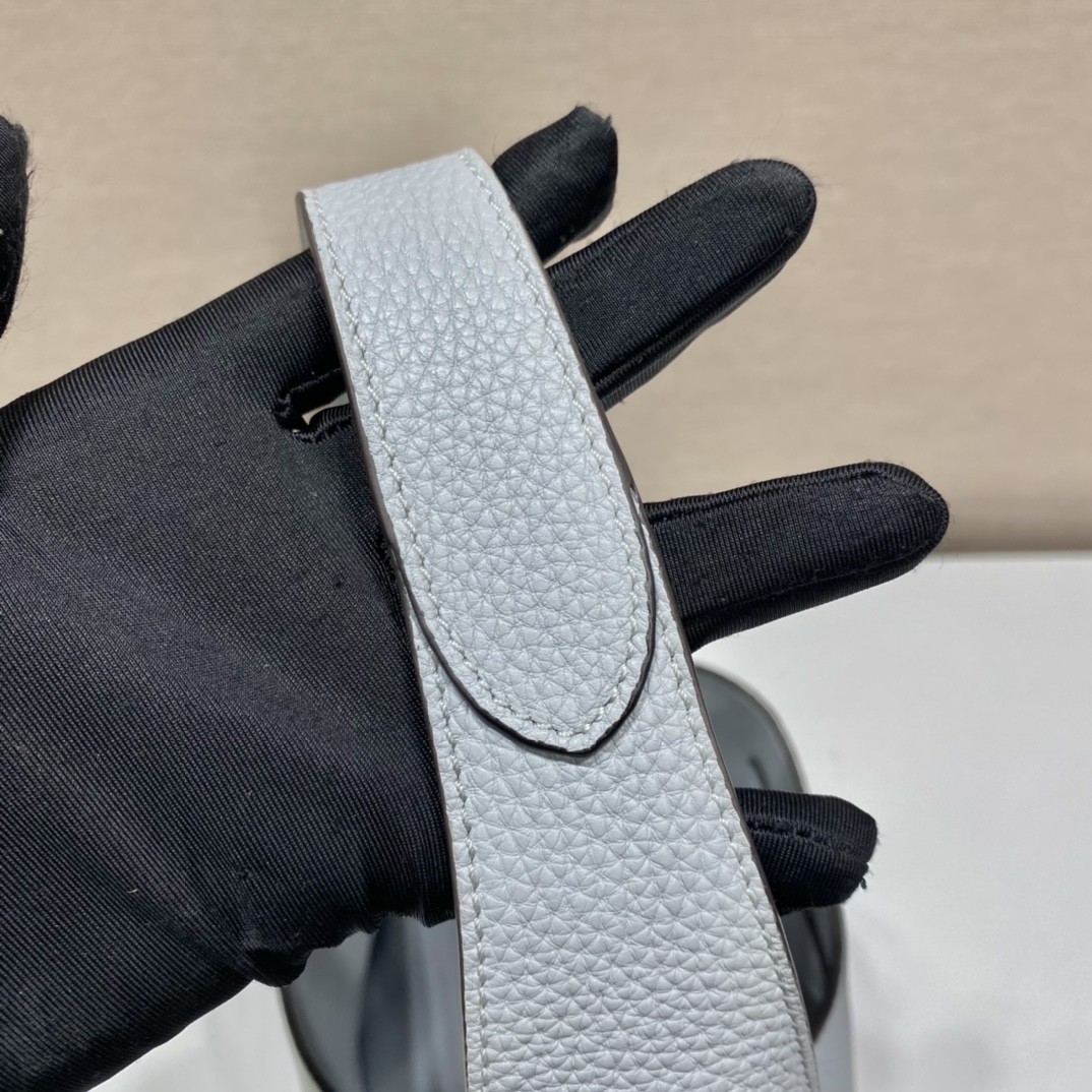 프라다 비텔로 다이노 토트백