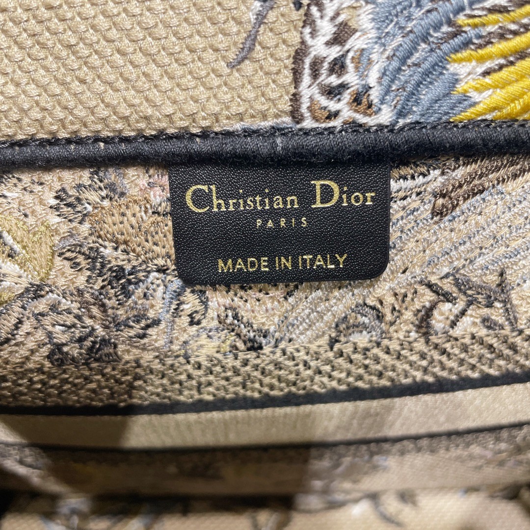 디올 북토트 스몰 쟈뎅 디히비어 (베이지)