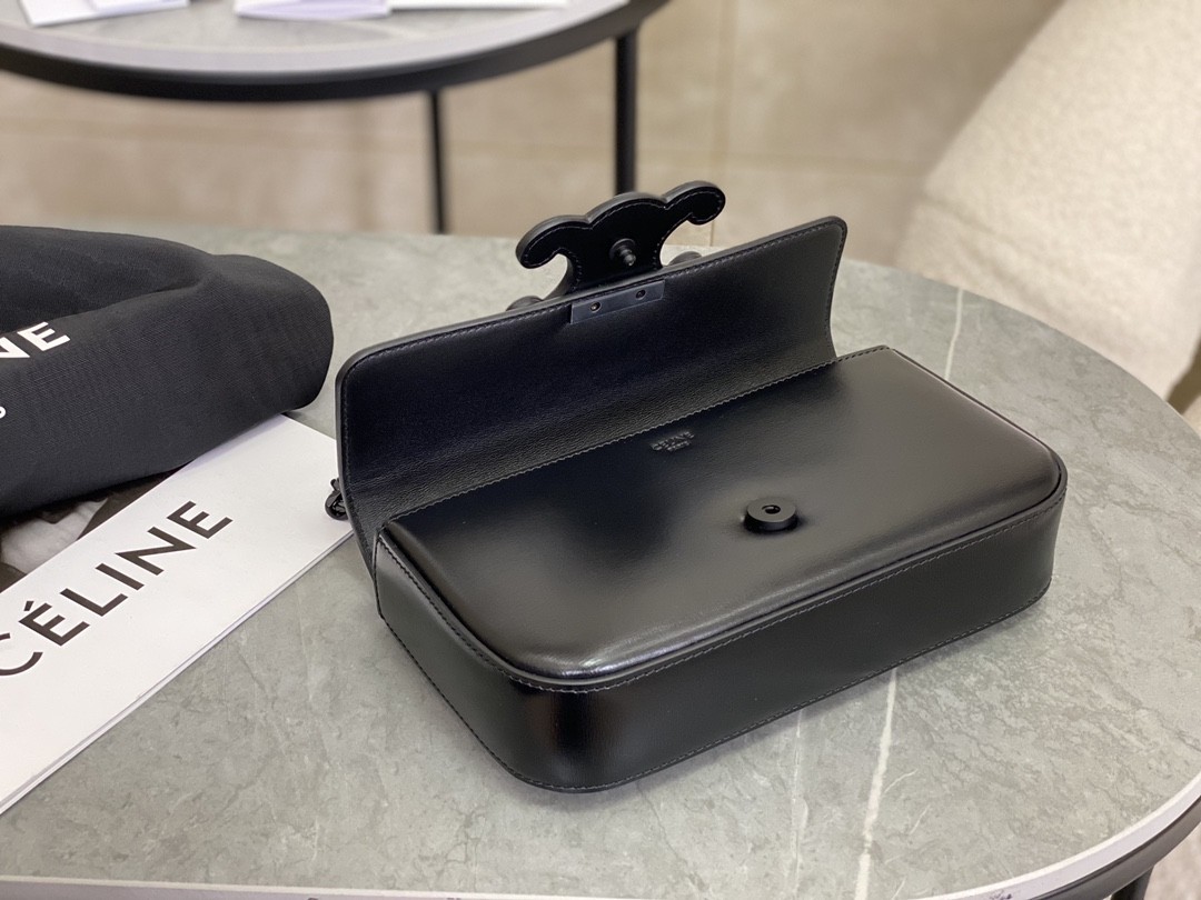 [CELINE-셀린느]  클로드 체인 숄더백 - 샤이니 카프스킨 블랙 [백경]