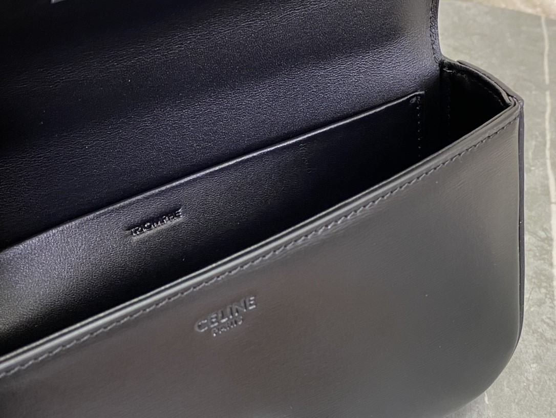 [CELINE-셀린느]  클로드 체인 숄더백 - 샤이니 카프스킨 블랙 [백경]