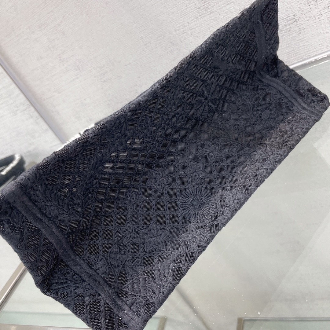 디올 북토트 자수 레이스 스몰 (블랙)