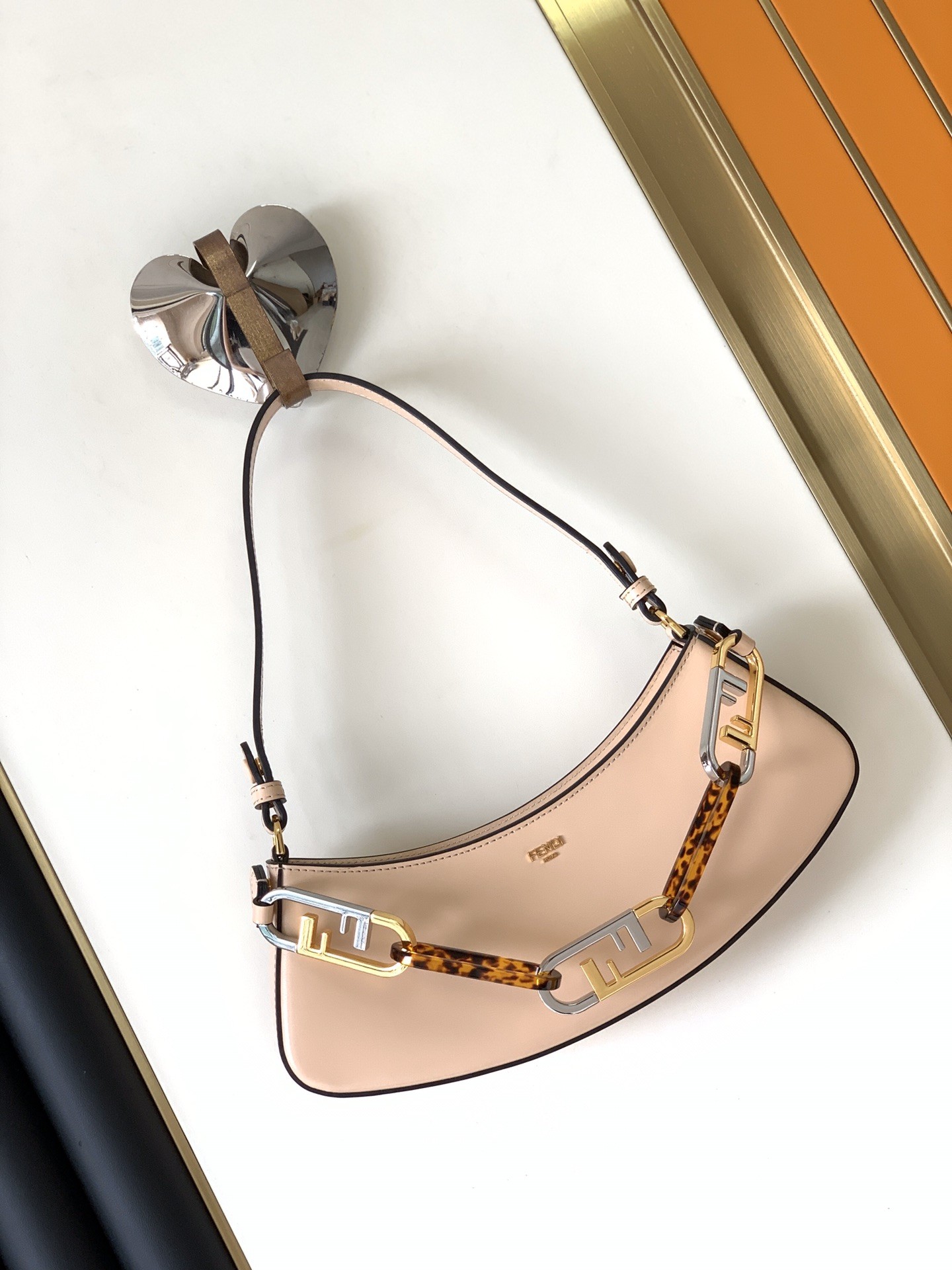 펜디 FENDI O'Lock Swing 스윙 숄더 백