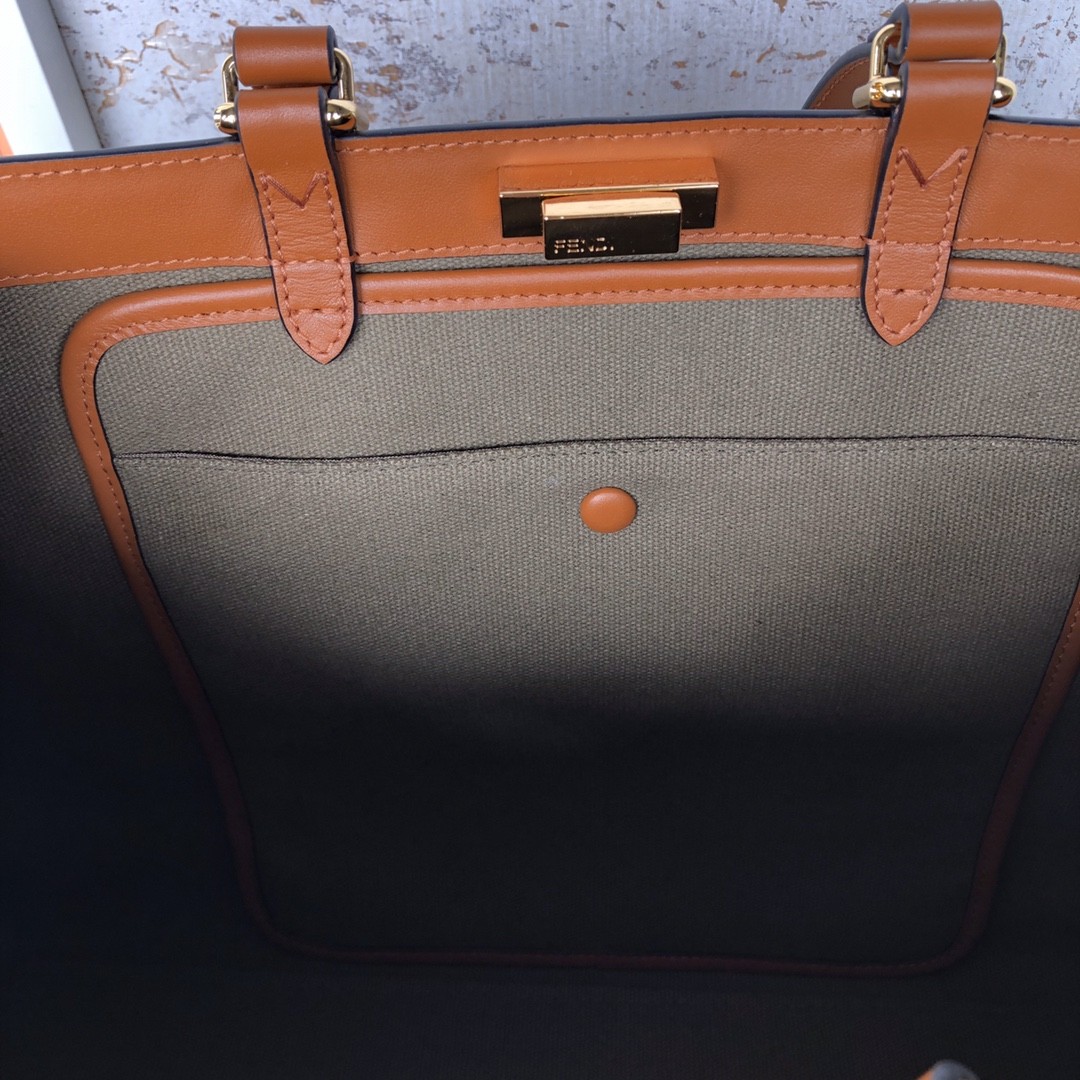 펜디 FENDI peekaboo X-tote 펜디 X 토트 백