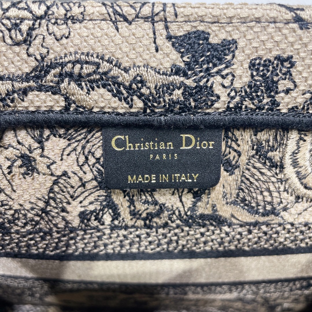 디올 북토트 스몰 쥬이 프린트 (베이지)