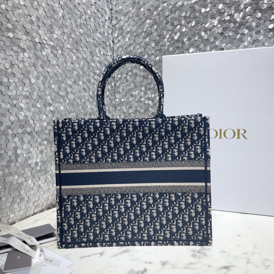 디올 북토트 오블리크 라지 (네이비)