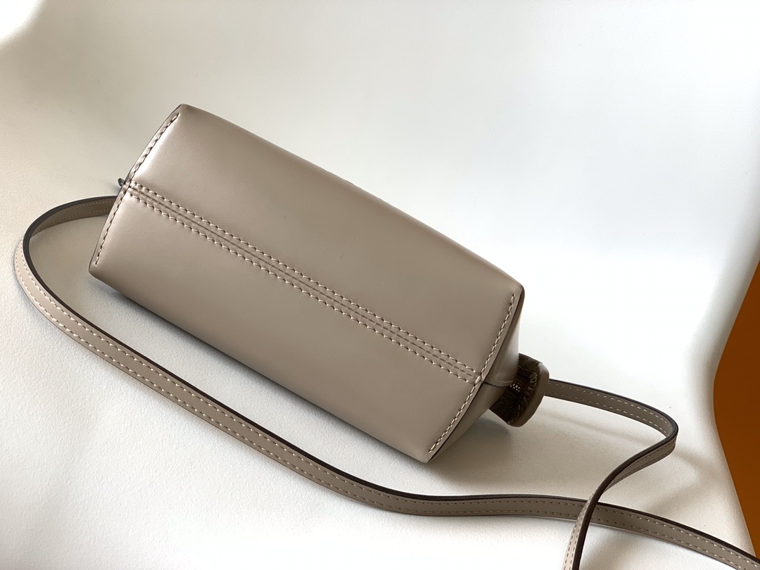 펜디 FENDI ByThe Way 바이 더 웨이 미니 토트 백