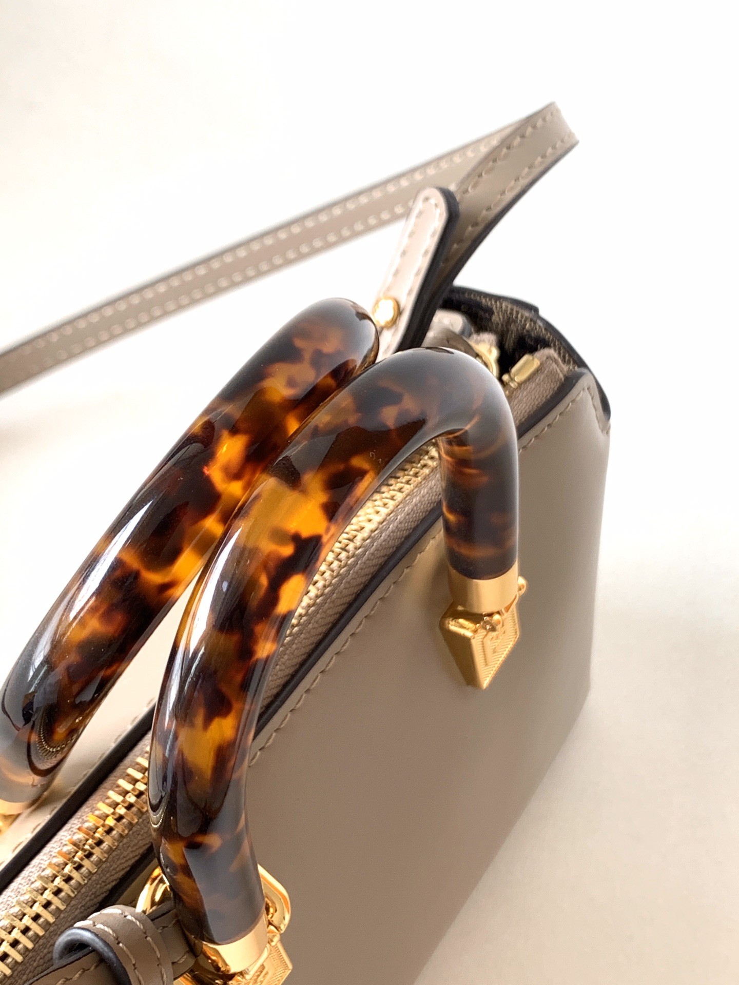 펜디 FENDI ByThe Way 바이 더 웨이 미니 토트 백