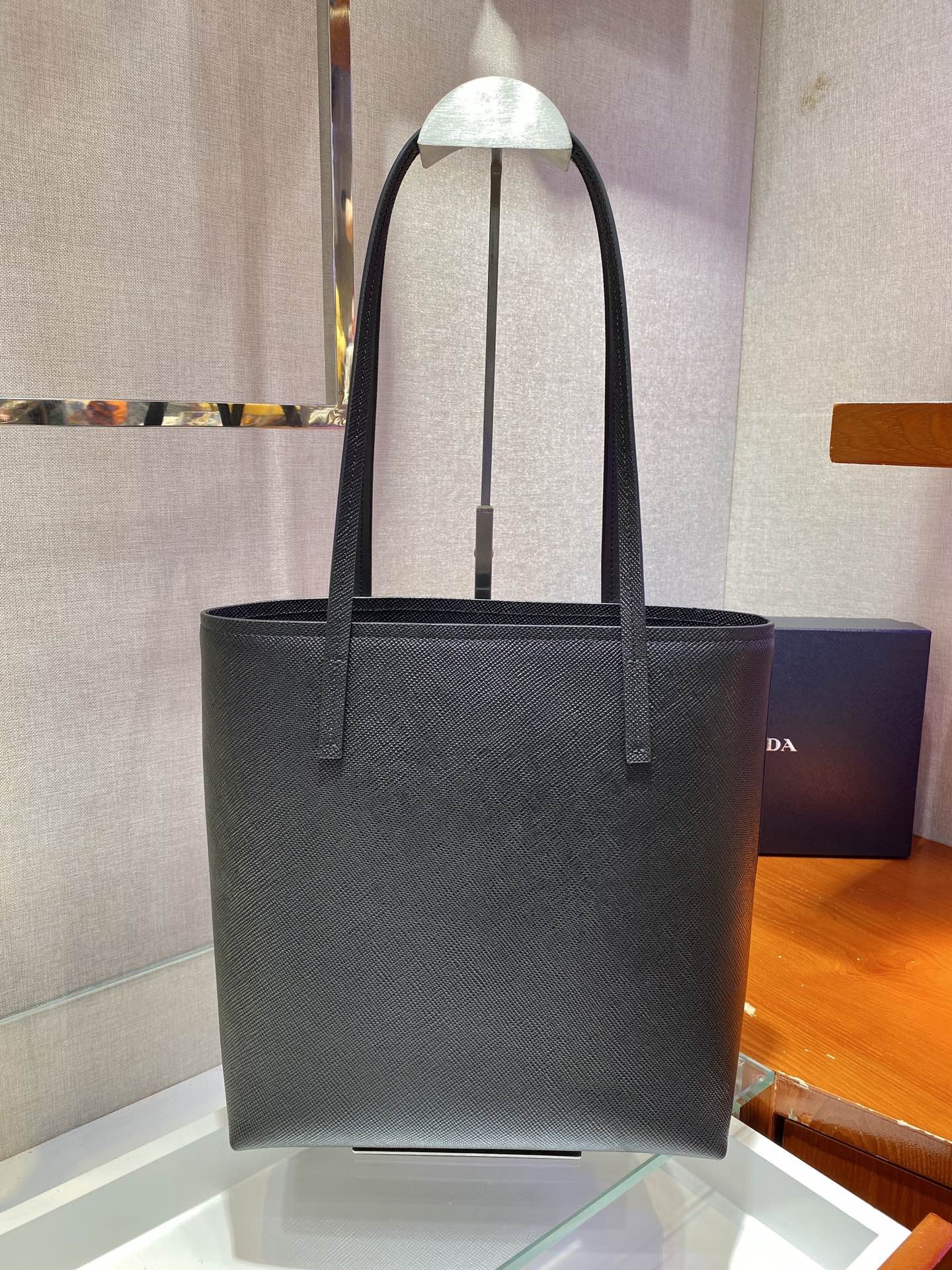 프라다 사피아노 토트백