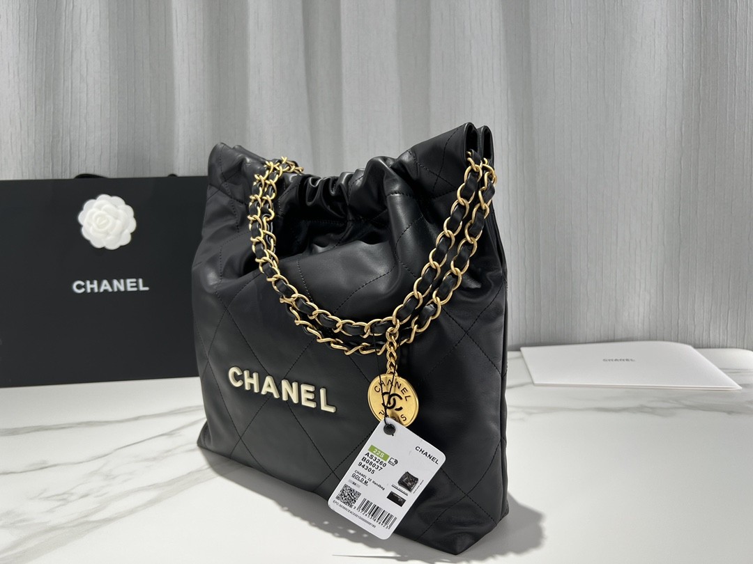 샤넬 22백 스몰 블랙 금장