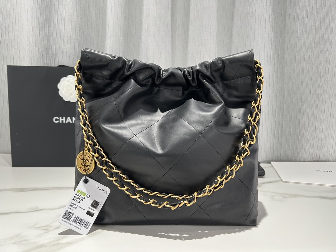 샤넬 22백 스몰 블랙 금장