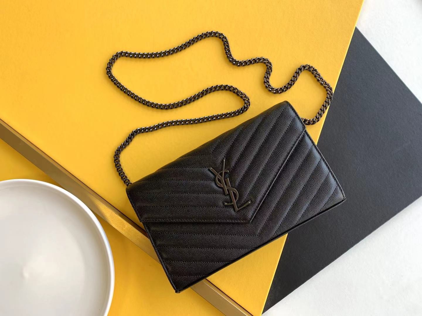 세인트로랑 YSL 로고 모노그램 체인 숄더백 블랙 (블랙흑장)