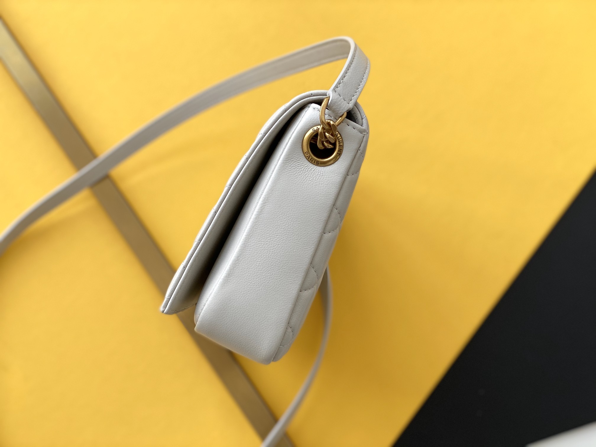 세인트로랑 케이트 99 퀼팅 숄더백 (화이트)