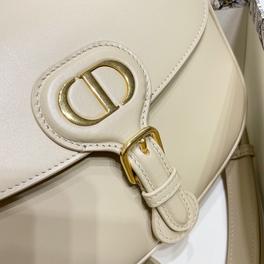 디올 BOBBY 백 미듐 (크림)